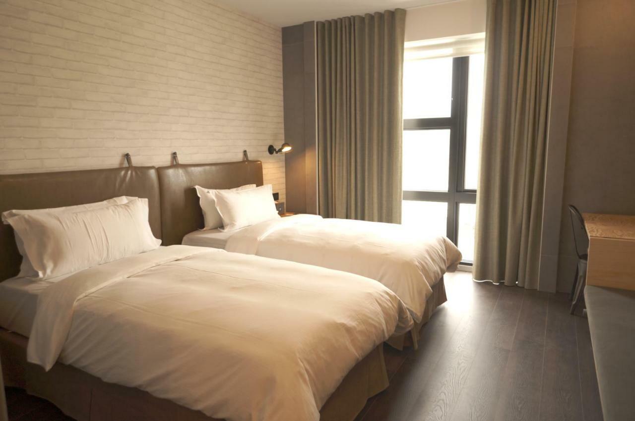 Just Sleep - Sanchong Otel Taipei Dış mekan fotoğraf